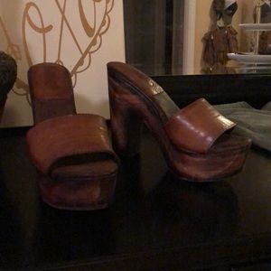 Freebird Steve Madden Wedge/slide